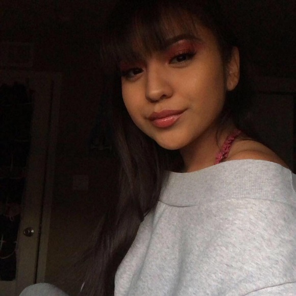 Meet your Posher, Bobbi - Picture 1 of 1